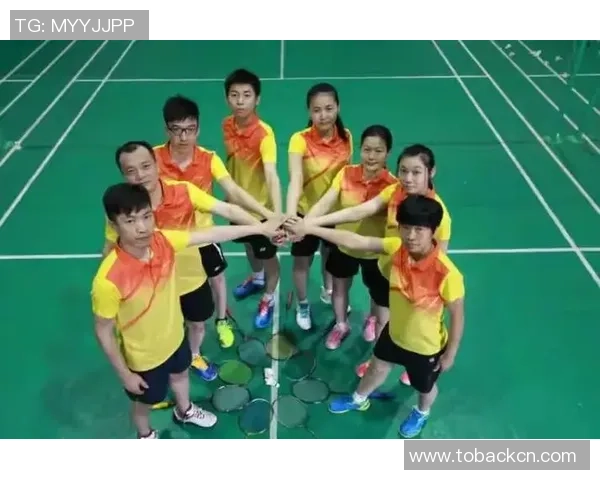 杭州羽毛球队在邀请赛中的经验与表现分析与点评